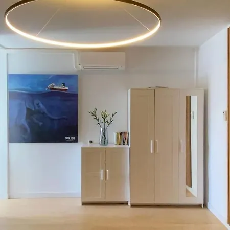 Apartment Inspirational - To Rest & To Work *